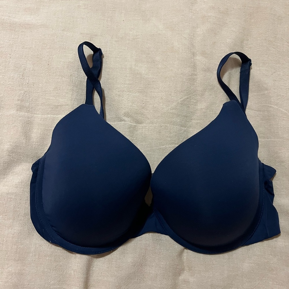 Victoria’s Secret T-Shirt Bra